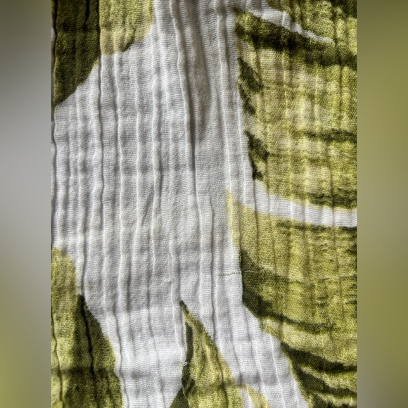 “H&M Green Tropical Leaf Print Tiered Summer Dress - Picture 5 of 6